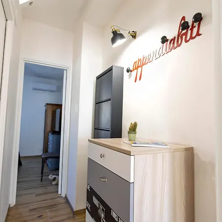 Silver - House In The Center With Garden, Otranto