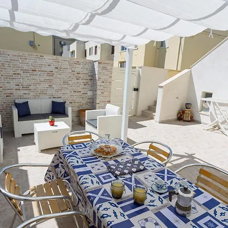 Silver - House In The Center With Garden, Apartment *